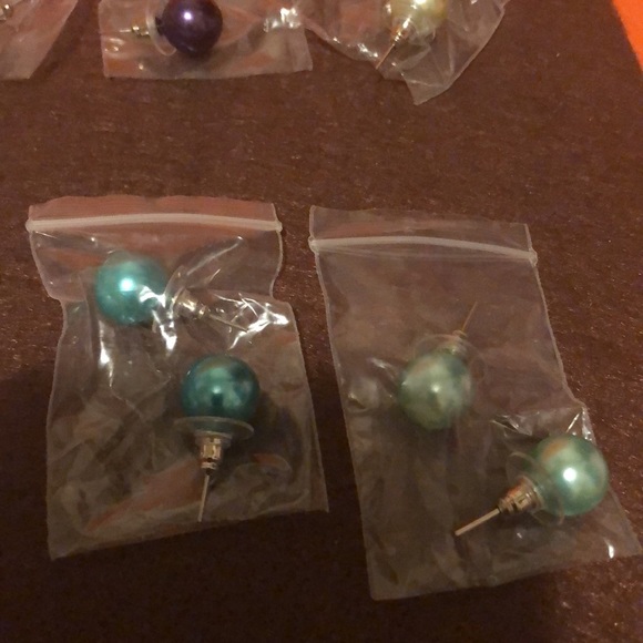 Cultured Pearl Studs - Picture 5 of 8